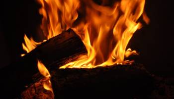 Lonesome Fireplace screenshot